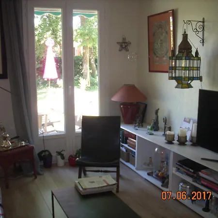 Le Jardin De Charlotte Bed & Breakfast *