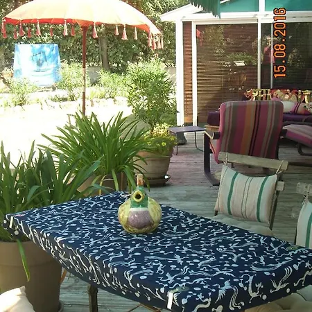 Le Jardin De Charlotte Bed & Breakfast